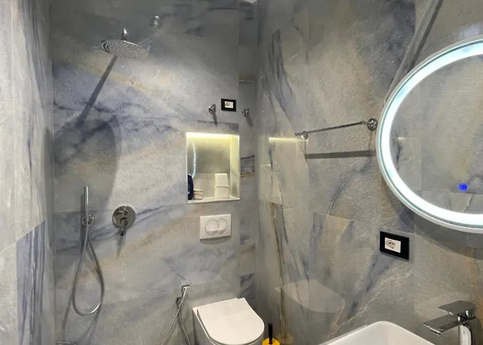 Modern Sueno Lux 地拉那