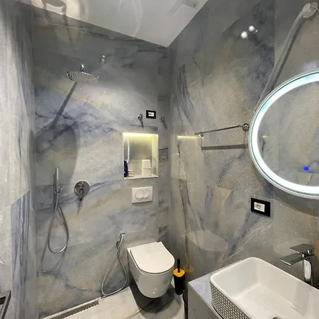 Modern Sueno Lux Tirana