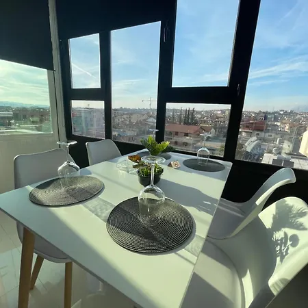 Modern Sueno Lux * Tirana